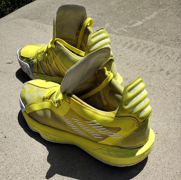 Adidas - Picture 3 of 7